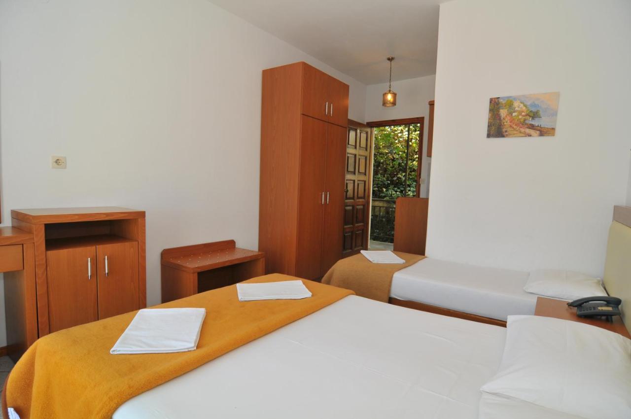 Hotel Emerald Chrisi Ammoudia Exterior foto