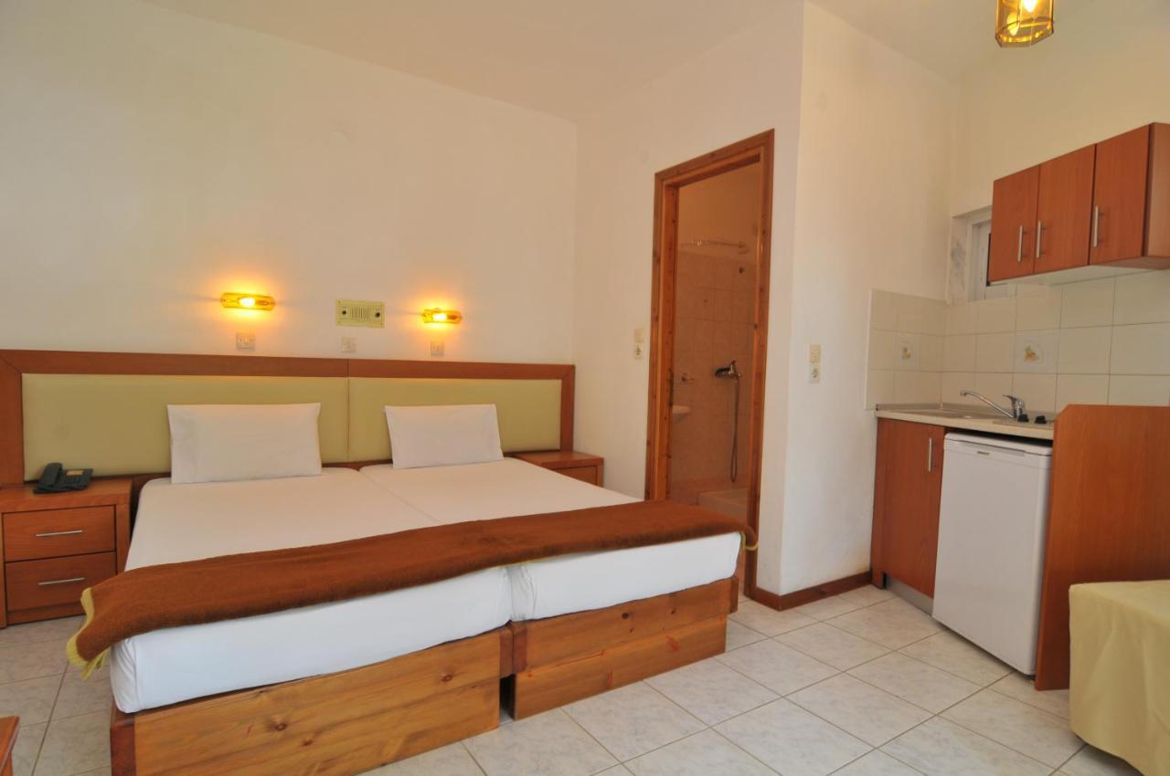 Hotel Emerald Chrisi Ammoudia Exterior foto